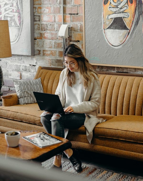 photo-1543269866-487350d6fa5e.jpeg photo-1543269866-487350d6fa5e.jpeg